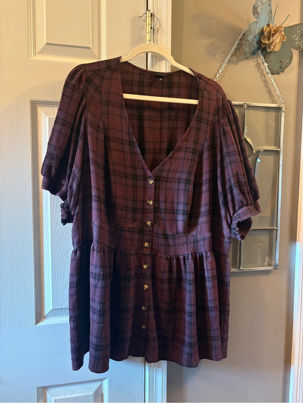 🤪 3 for $15 Torrid Burgundy Plaid Button Front Babydoll Top Size 3